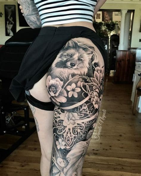 women ass tattoos|Butt tattoo